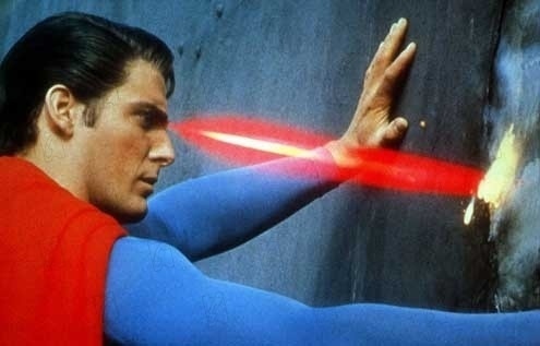 Cena do filme "Superman 2 - A Aventura Continua" (1980) - Christopher Reeve - Reprodução