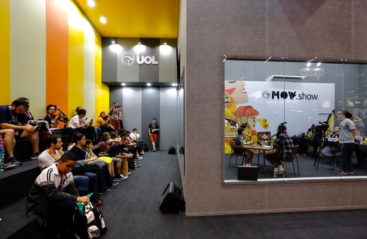 Público faz uma pausa para descansar na CCXP 2019 - Mariana Perkin/UOL