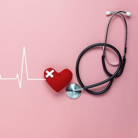 Estudo identificou que pacientes graves da covid-19 tinham mais chance de danos cardíacos - iStock