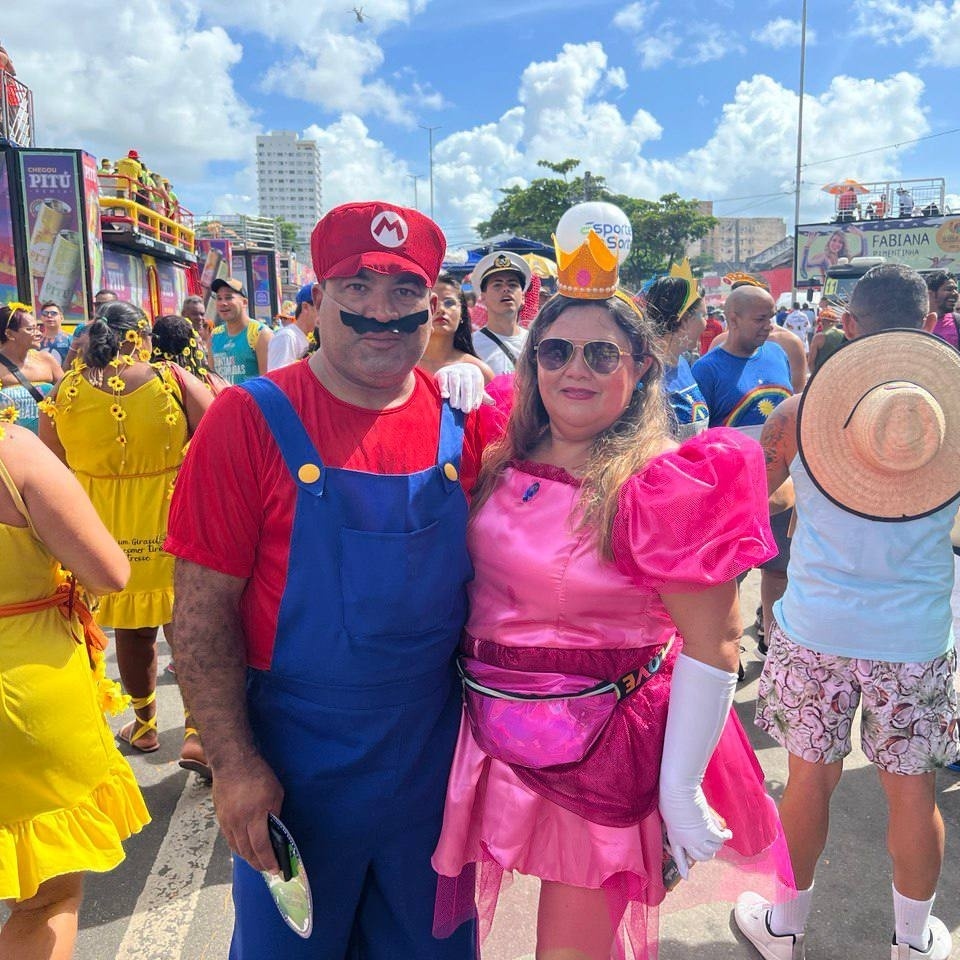 Roupa da store princesa do mario