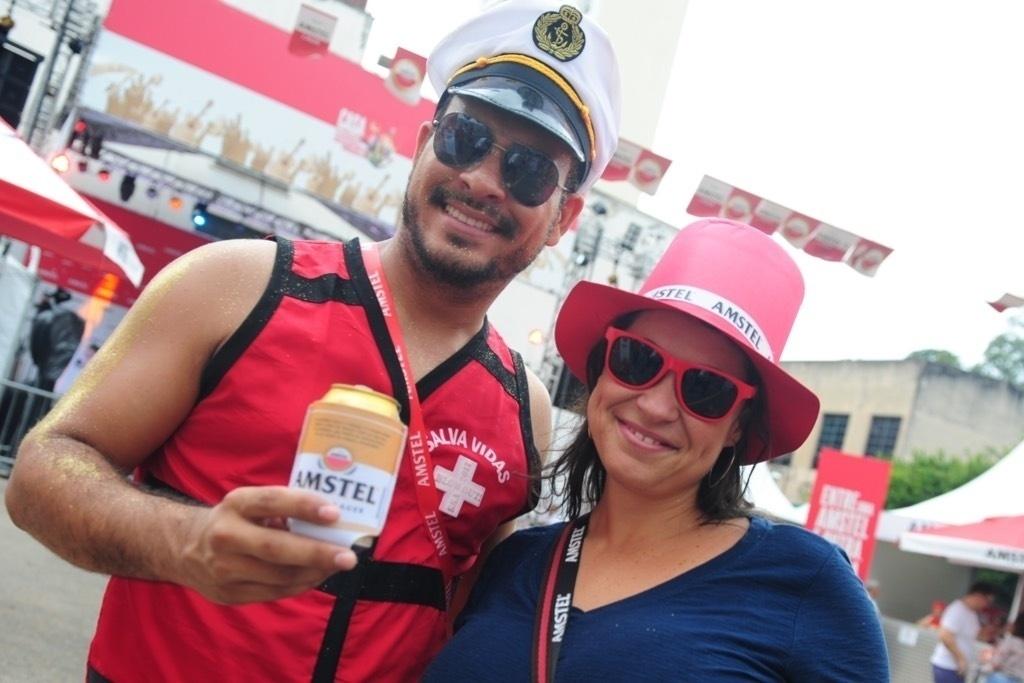 Foliões foram para a Casa do Baixo Augusta pular Carnaval nesta segunda (27) - Junior Lago/UOL