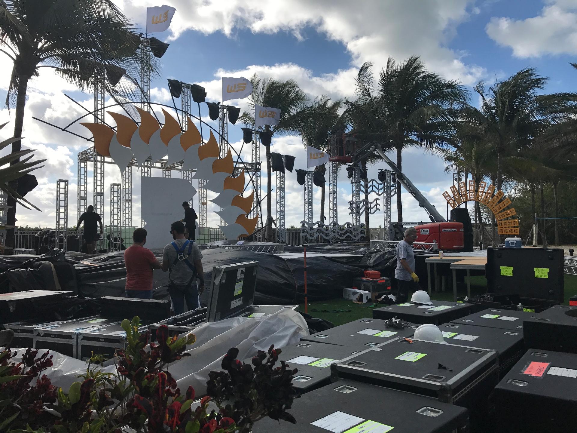 Eden Roc Resort, em Miami, é preparado para receber o show de Wesley Safadão - Ederson Lima