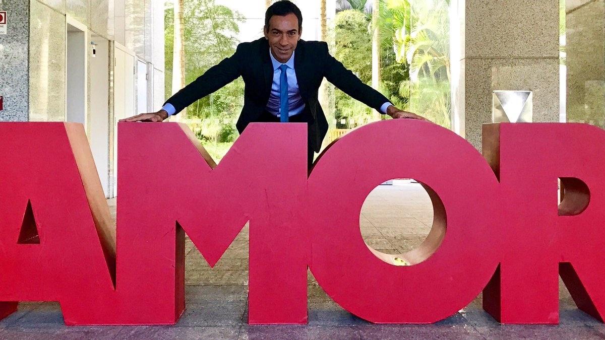 César Tralli se declara para a namorada Ticiane Pinheiro - Reprodução/Twitter/cesartralli