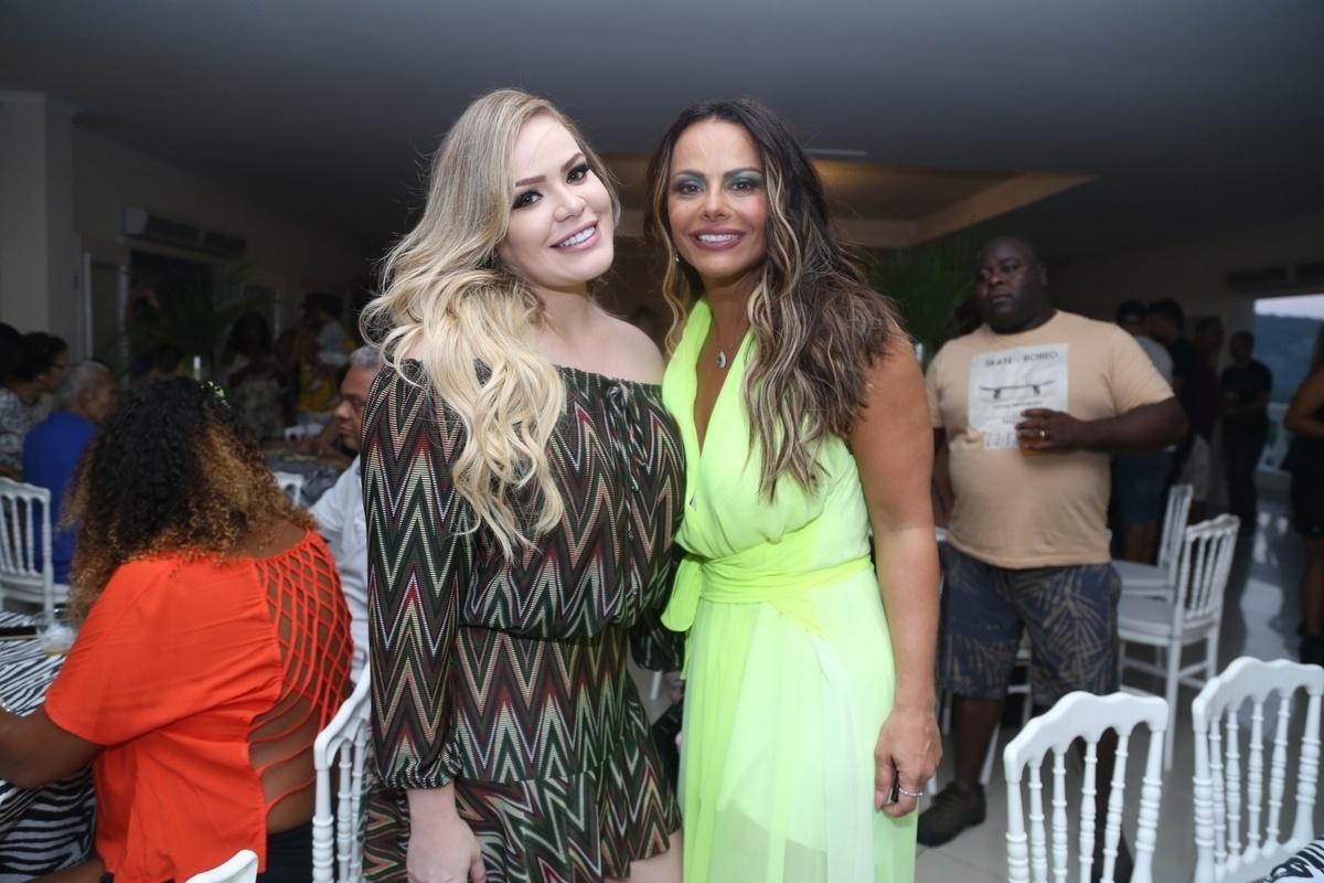 A ex-BBB Paulinha Leite também festejou com Viviane Araújo no Rio de Janeiro - Anderson Borde/Ag.News