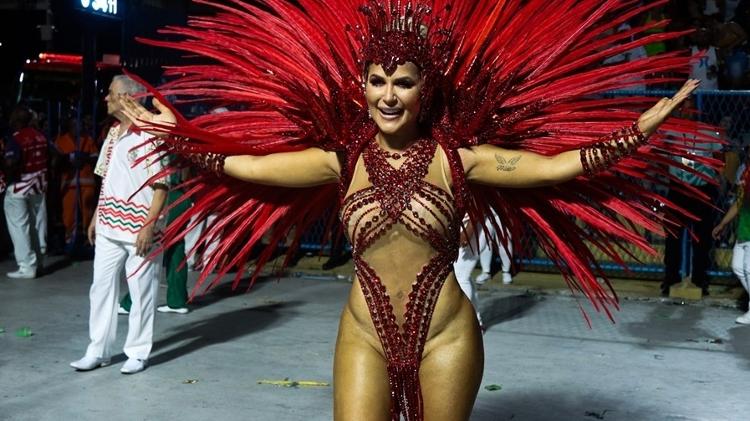 Deolane é musa da Grande Rio no Carnaval 2024