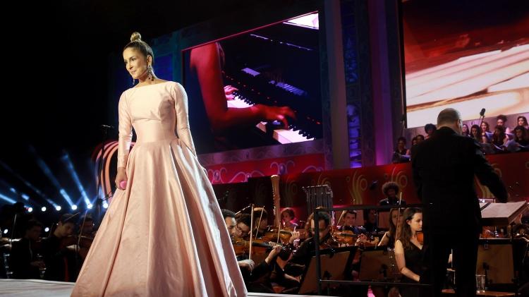 Claudia Leitte foi uma das atrações do palco do espetáculo "Feliz Natal Brasil - Believe", em São Paulo - Brazil News - Brazil News