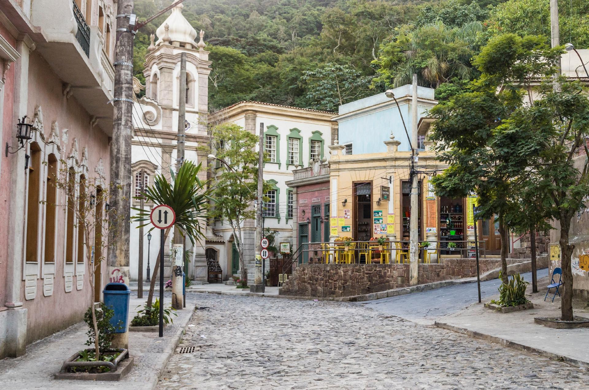 Apesar do realismo em cena, a igreja do Carmo (ao fundo) teve apenas a fachada construída - Paulo Belote/UOL