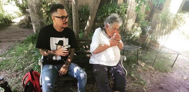 Marcelo D2 e Mujica em encontro no Uruguai - Facebook/Reprodução - Facebook/Reprodução