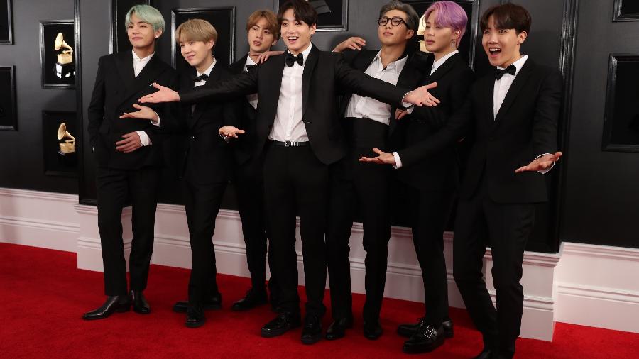 Os integrantes do BTS no tapete vermelho do Grammy 2019 - Reuters