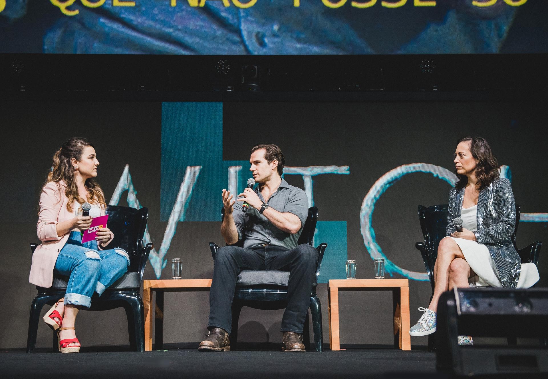 Henry Cavill aparece de surpresa na CCXP 2019 para divulgar a série The Witcher - Divulgação/Netflix