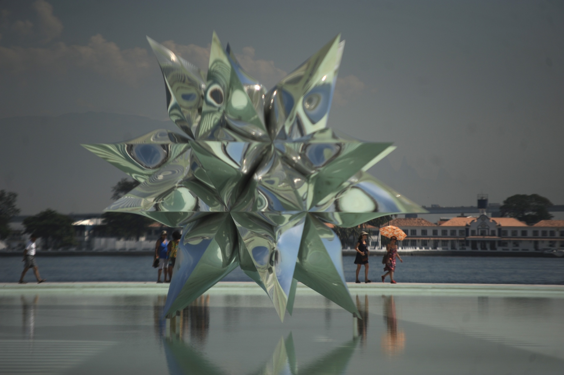 19.dez.2015 - Museu do Amanhã é inaugurado na Praça Mauá, Zona Portuária do Rio de Janeiro - Fabio Teixeira /UOL