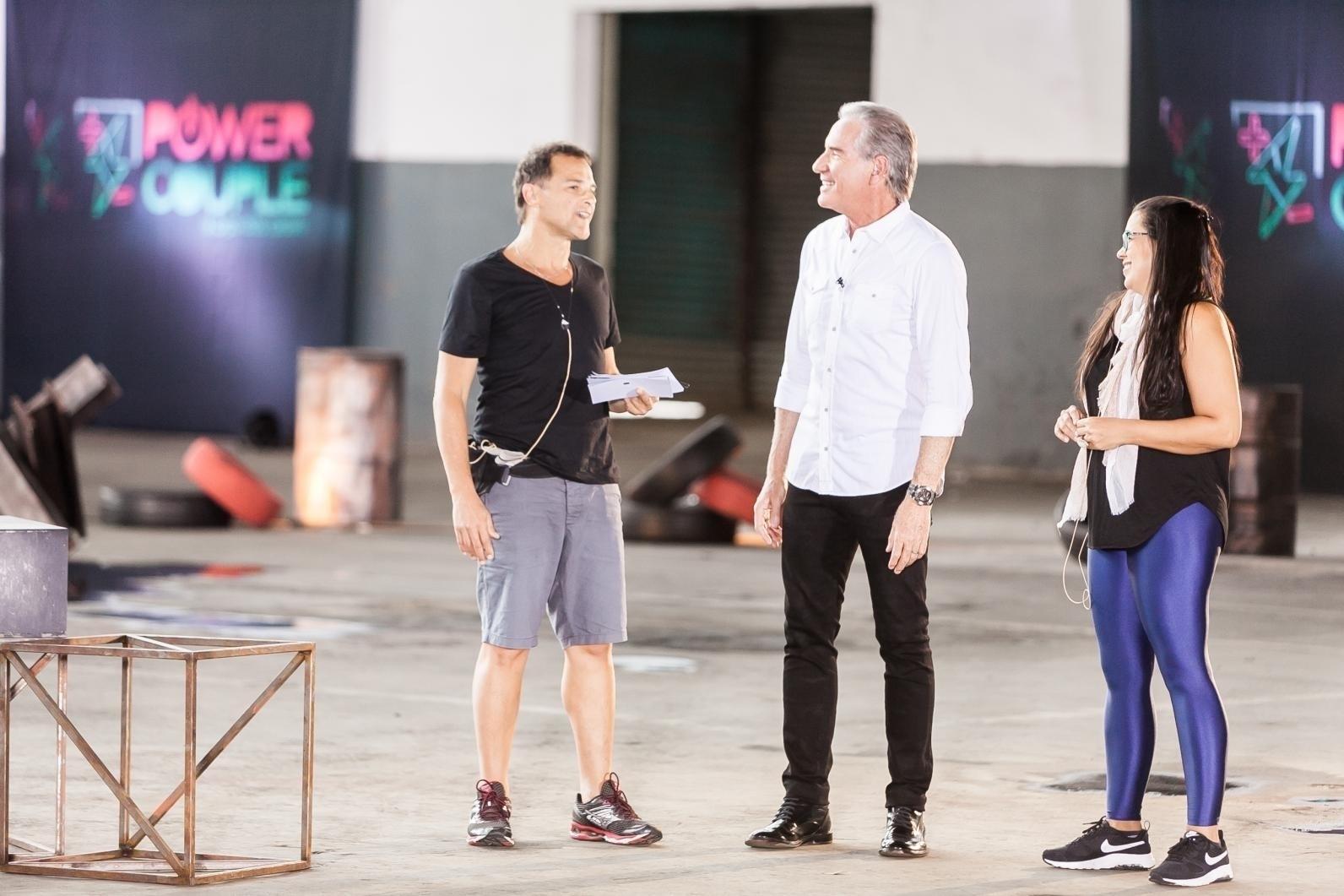 Casais participam da primeira prova da segunda temporada do Power Couple Brasil - Edu Moraes/Record TV