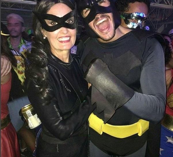 Fátima foi fantasiada a uma festa ao lado do namorado - Reprodução/Instagram