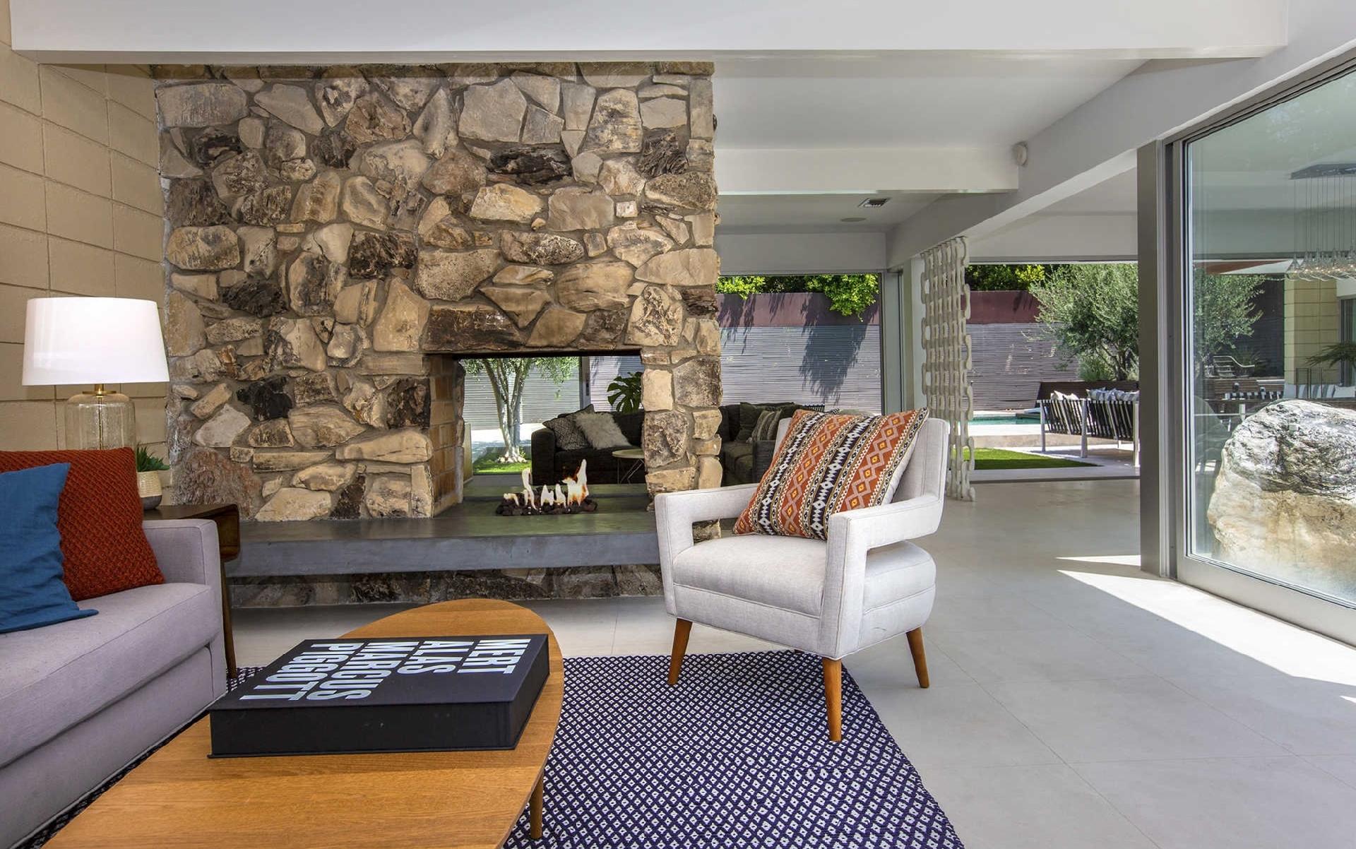 Faça um tour pela casa de Jamie Dornan em Los Angeles - Divulgação/The Agency