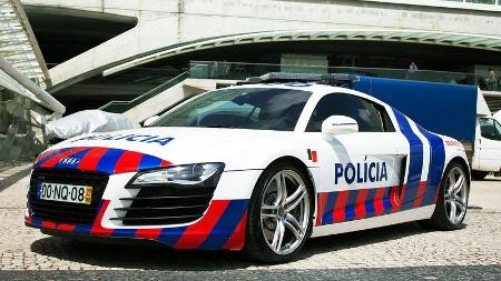 Do Carocha ao Audi R8, PSP mostra os mais icónicos carros-patrulha