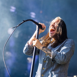 Incubus volta para shows solo em abril