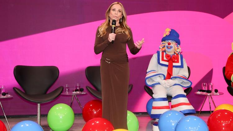 Christina Rocha comandará o retorno do Casos de Família no SBT Christina Rocha comandará o retorno do Casos de Família no SBT