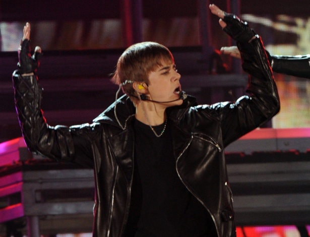13.fev.2011 - O cantor Justin Bieber se apresentou há cinco anos no 53º Grammy - Mark Ralston/AFP