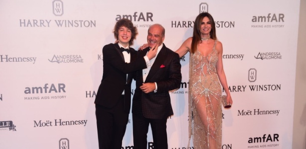 Lucas brincando com Marcelo no baile da AmFAr em 2016 - Léo Franco e Denilson Santos/AgNews - Léo Franco e Denilson Santos/AgNews