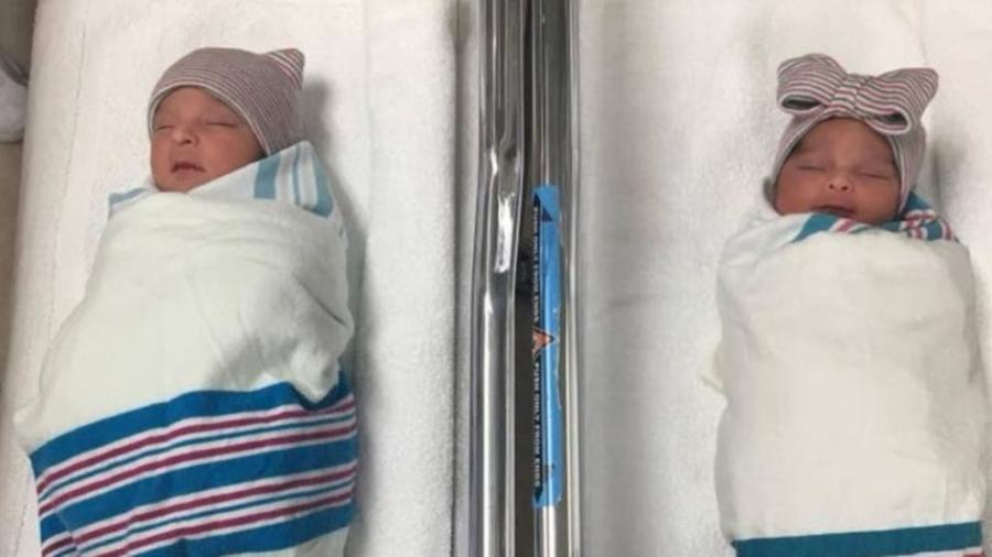 Joaquin e Aitana, os gêmeos que nasceram em anos diferentes - Reprodução/Twitter