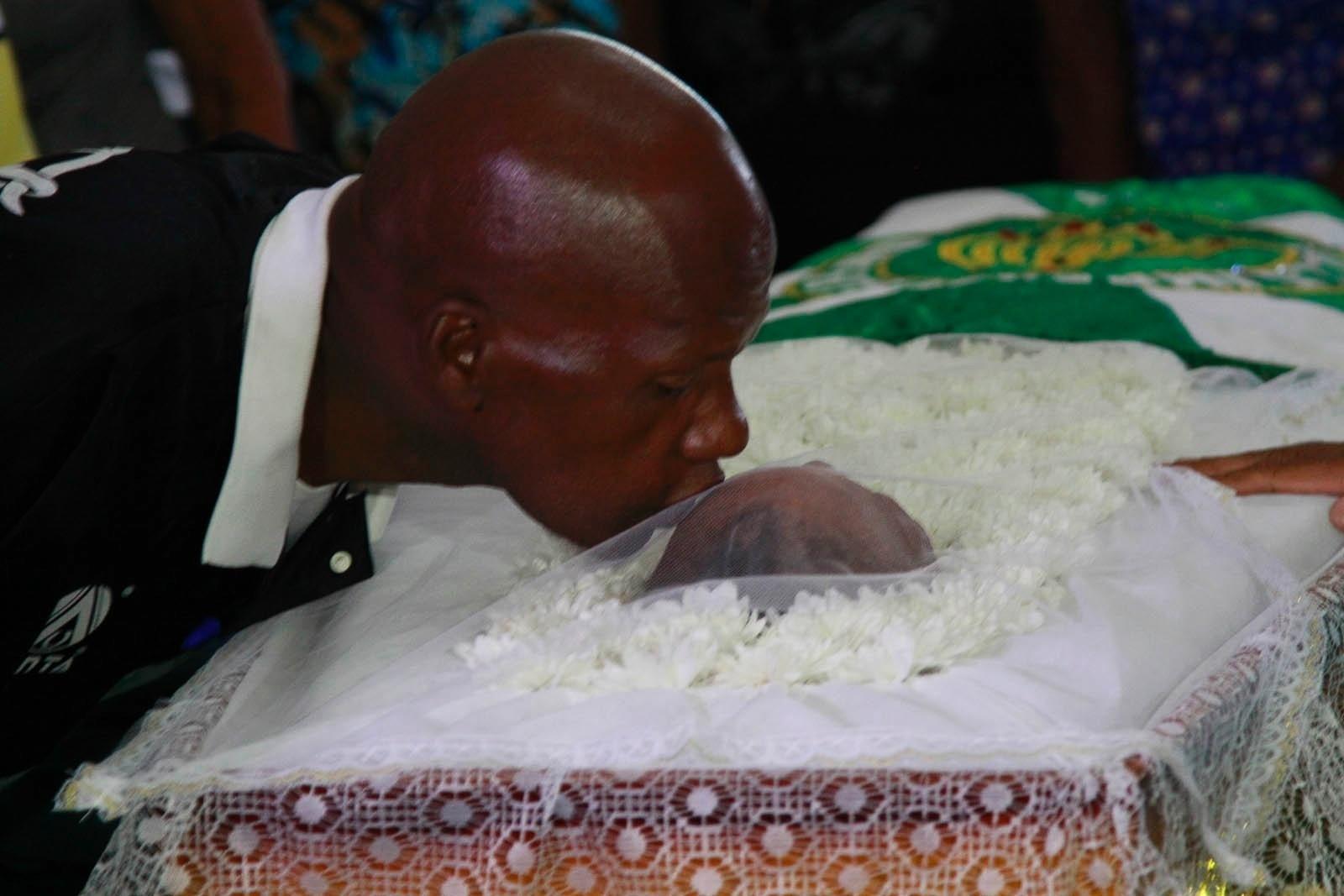 A sambista Dona Ivone Lara é velada na quadra da escola de samba Império Serrano, no Rio de Janeiro - Marcio Cassol /AgNews