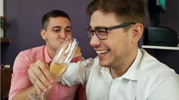 Repórter Pedro Figueiredo se casa e mostra momentos da cerimônia em sua conta do Facebook - Reprodução/Facebook - Reprodução/Facebook