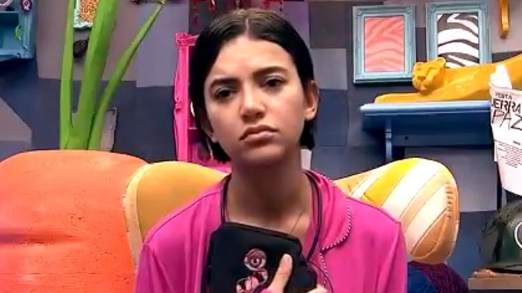Manu no confessionário -  - 