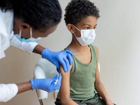 Covid: SP prepara 4,5 milhões de comprovantes de vacina para crianças