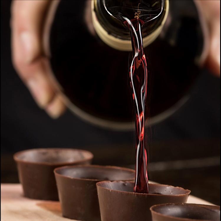 Vinho - Matetic - Chile - copo de chocolate - Divulgação - Divulgação