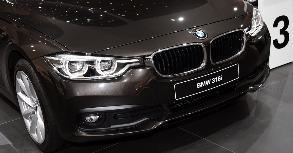 BMW 318i - Murilo Góes/UOL