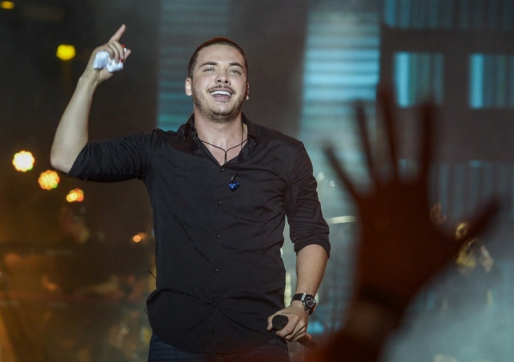 01.nov.2015 - Wesley Safadão, dono do hit "Camarote", se apresenta no festival Caldas Country Show, em Goiás - Francisco Cepeda/AGNews