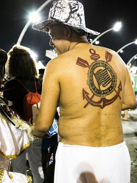 Futebol e carnaval sempre caminham lado a lado na Gaviões - Mariana Pekin/UOL