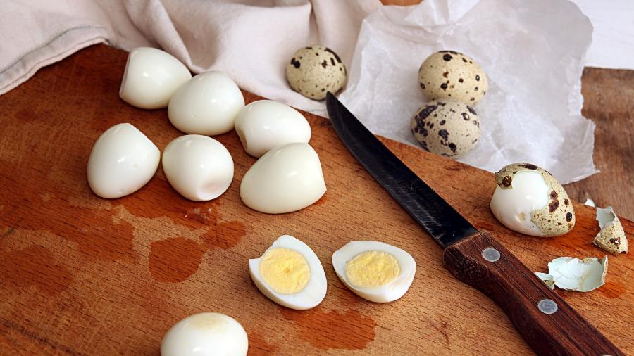 Ovos de codorna são ricos em proteína, portanto ajudam a diminuir a fome entre as refeições - iStock