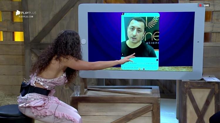 Fernanda e Vídeo do Pai - Reprodução/RecordTV - Reprodução/RecordTV