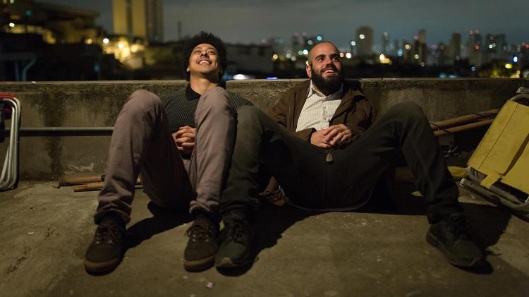 Cena da série Pico da Neblina, da HBO, com os atores Luis Navarro e Henrique Santana - Divulgação/HBO - Divulgação/HBO