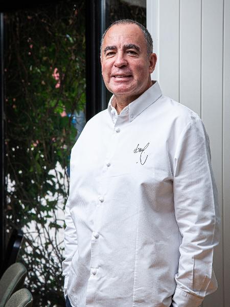 O chef português Vitor Sobral há 30 anos dissemina a autêntica culinária de seu país no Brasil - Divulgação