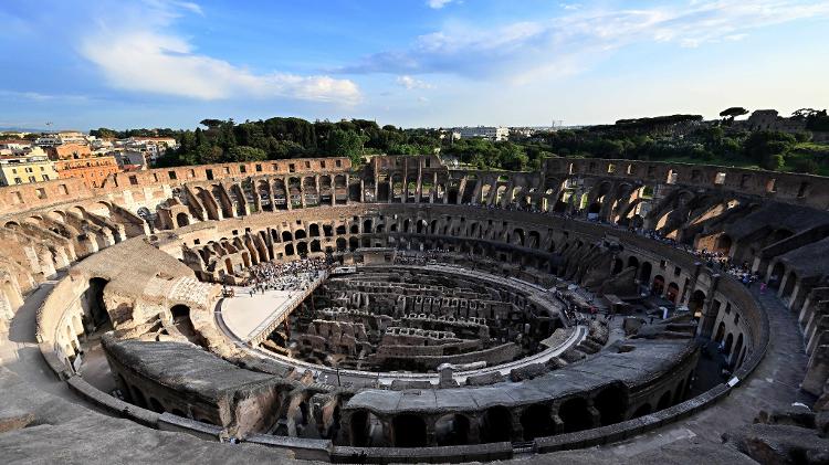 Atualmente um dos pontos turísticos mais famosos de Roma, na Itália, o Coliseu já recebeu lutas violentas