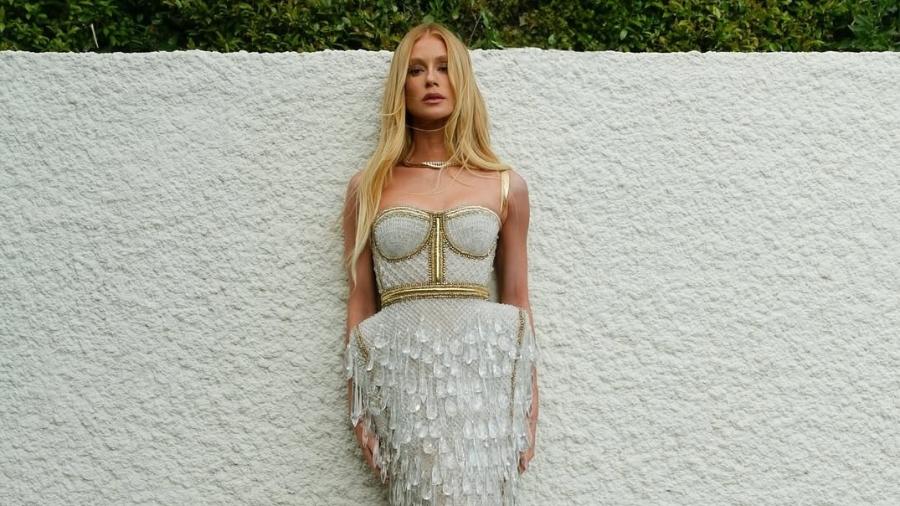 Marina Ruy Barbosa com vestido Balmain no Baile da amfAR 2025