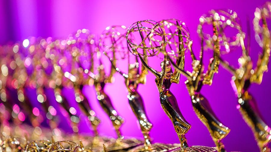 A cerimônia de entrega do 77º Emmy acontece neste domingo (14)