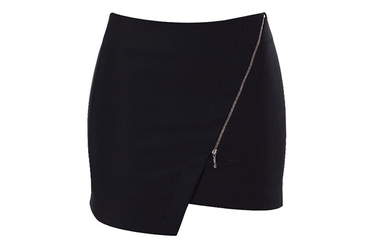 Saia de algodão com zíper, da Kanui. Preço: R$ 97,50. Informações: www.kanui.com.br | Preço e disponibilidade pesquisados em outubro de 2015 e sujeitos a alterações - Divulgação