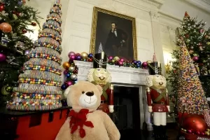 Fotos: Decoração de Natal da Casa Branca tem chocolates e enfeites gigantes  - 07/12/2015 - UOL Universa