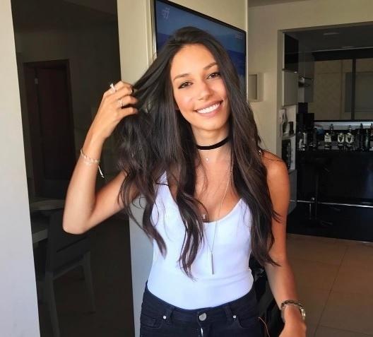 Luciana Chamone, a morena que encantou Justin Bieber - Reprodução/Facebook
