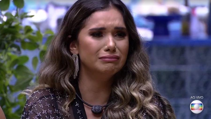 Gizelly chora no "BBB 20" - Reprodução/TV Globo