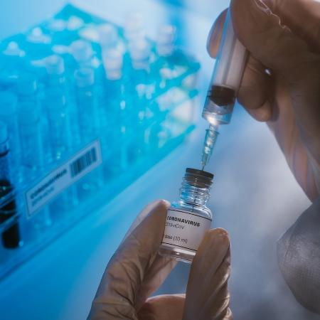 Vacina contra o coronavírus da farmacêutica chinesa Sinovac Biotech que será testada no Brasil chegou hoje a São Paulo - iStock