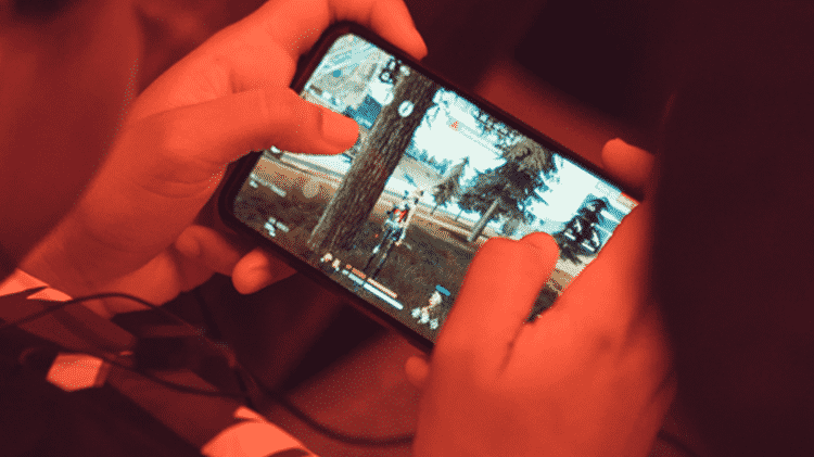 Celular Free Fire - Divulgação/Garena - Divulgação/Garena