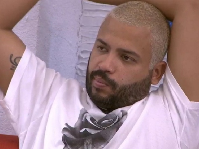 BBB 21: Mesmo com dicas do público, Projota não entende nada