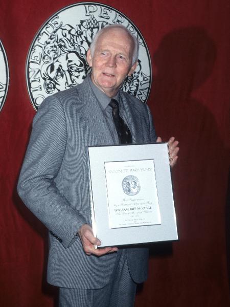 14/05/1997 - Biff McGuire durante a cerimônia do Tony, em Nova York (EUA) - Ron Galella Collection via Getty Images