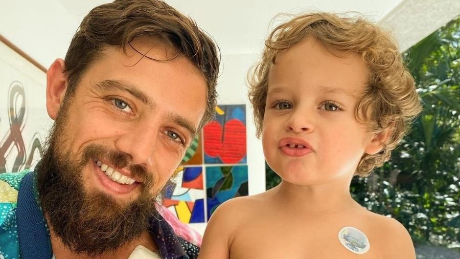 Rafael Cardoso e o filho Valentim - Reprodução/Instagram @maribridicardoso