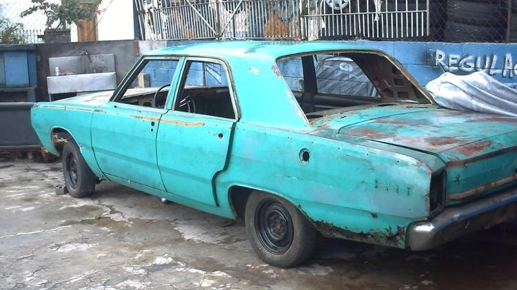 Dodge Dart 1967 foi salvo de virar sucata pelo colecionador paulista Alexandre Badolato
