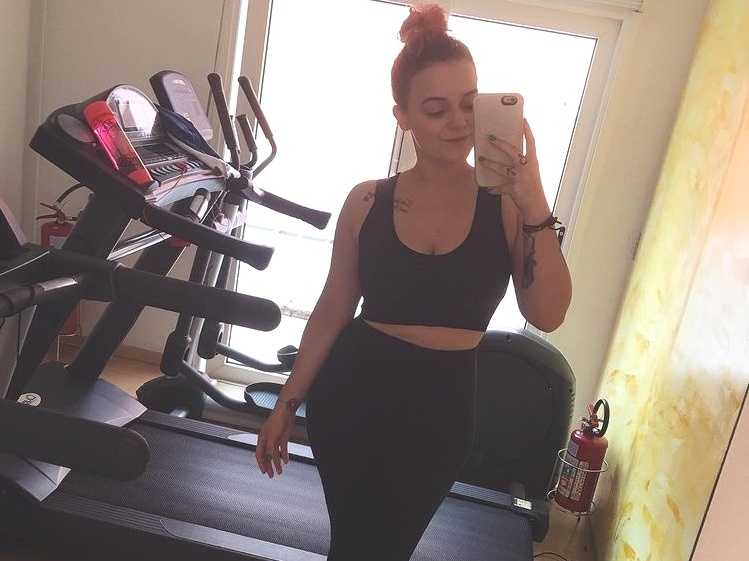 Após perder o filho, ela encontrou no exercício uma forma de lidar com luto